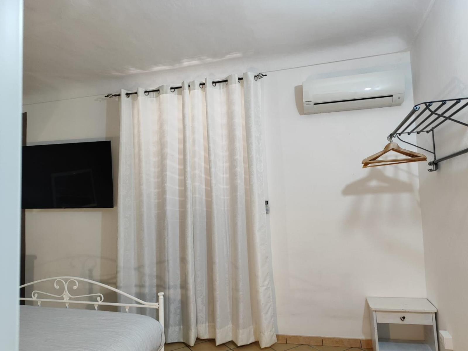 Bed And Breakfast Alberini โนโต ภายนอก รูปภาพ